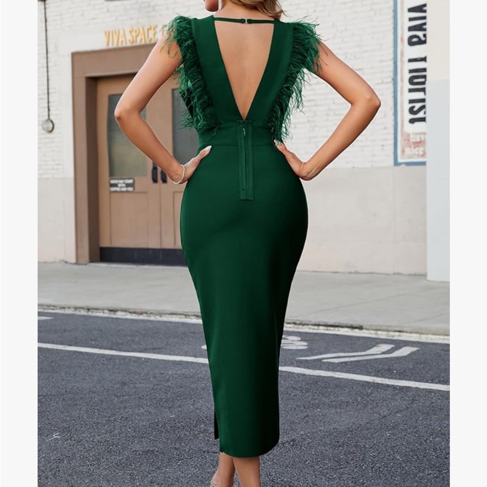 Elegant Green Sleeveless Dress